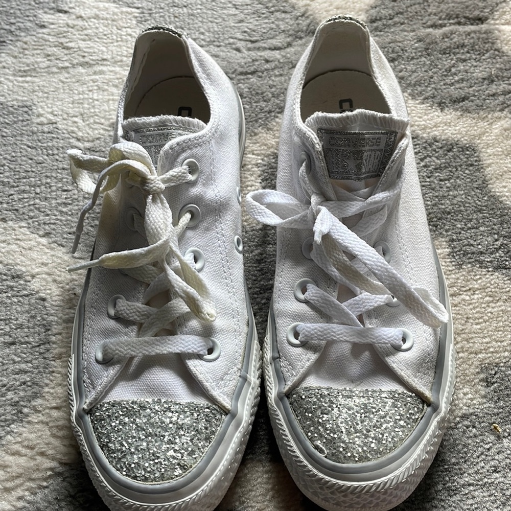 Converse glitzy sneakers